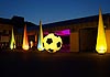 Lichtkegel, lichtfussball, aufblasobjekte, aufblasfussball, aufblaskegel, lichtobjektem lichtsäulen, aircones, lichtkegel, lichtpyramiden, licht, kunst, eventbeleuchtung, partybeleuchtung, Sommerfest FFW Ismaning, fussball Weltmeisterschaft,Ismaning Lichtkegel Sommerfest FFW Ismaning